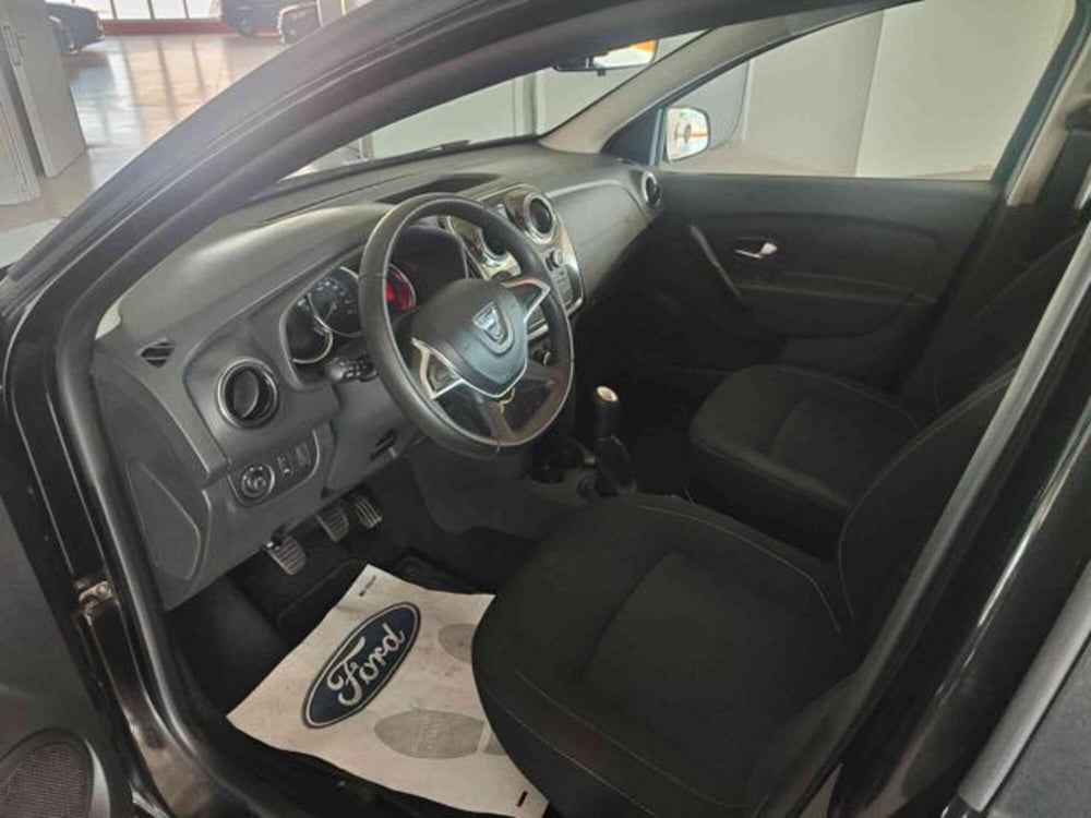 Dacia Sandero usata a Bologna (10)