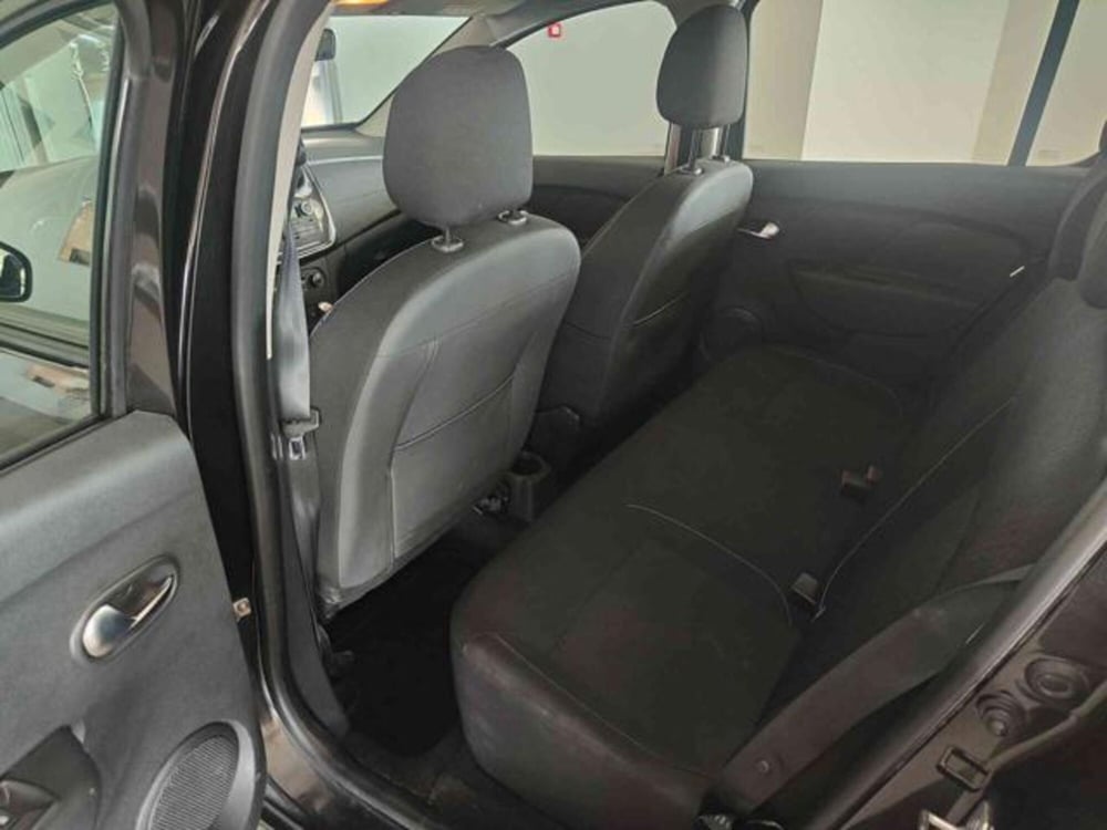 Dacia Sandero usata a Bologna (11)