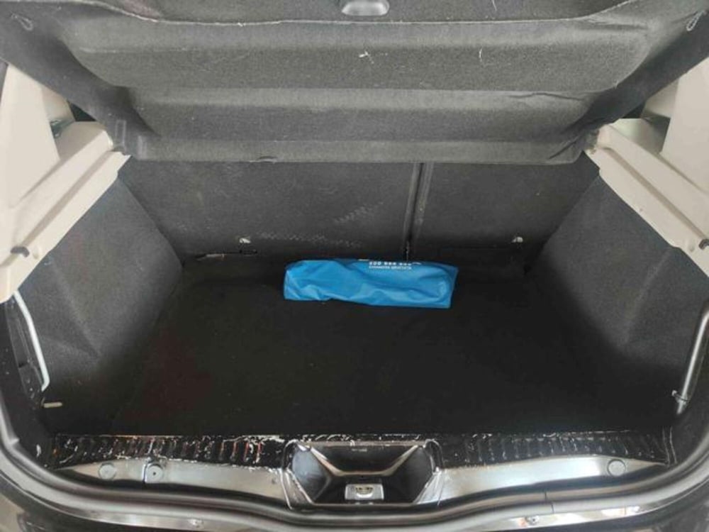 Dacia Sandero usata a Bologna (12)