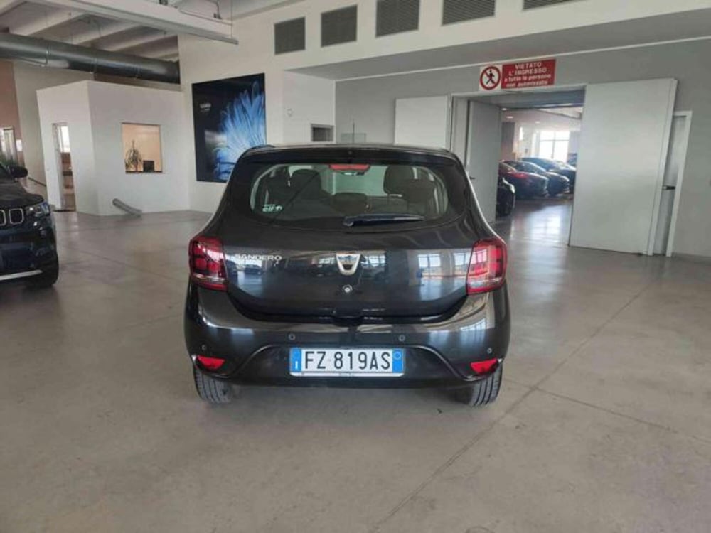 Dacia Sandero usata a Bologna (5)