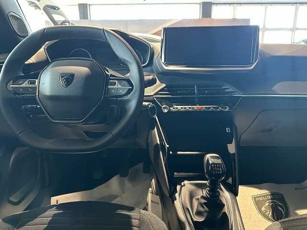 Peugeot 2008 nuova a Venezia (10)