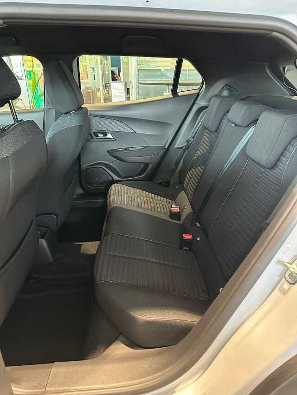Peugeot 2008 nuova a Venezia (14)