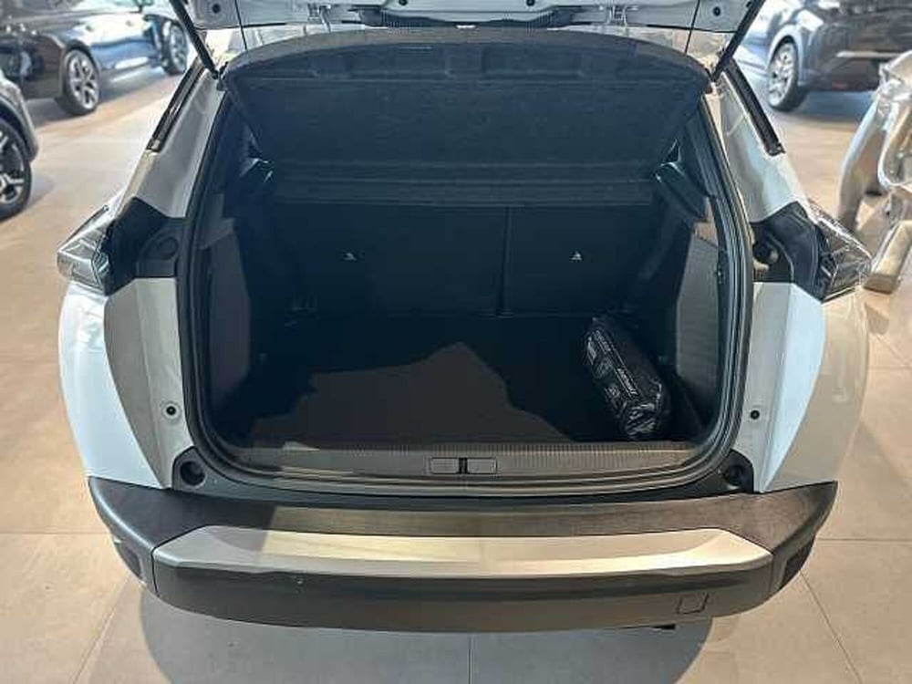Peugeot 2008 nuova a Venezia (5)