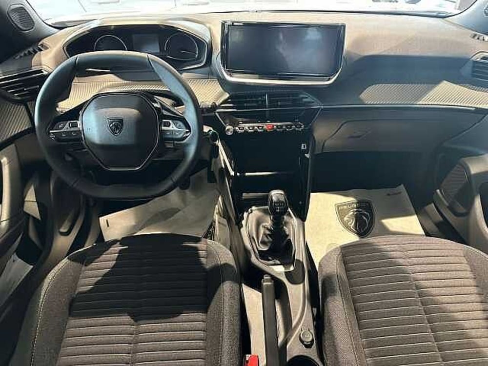 Peugeot 2008 nuova a Venezia (9)