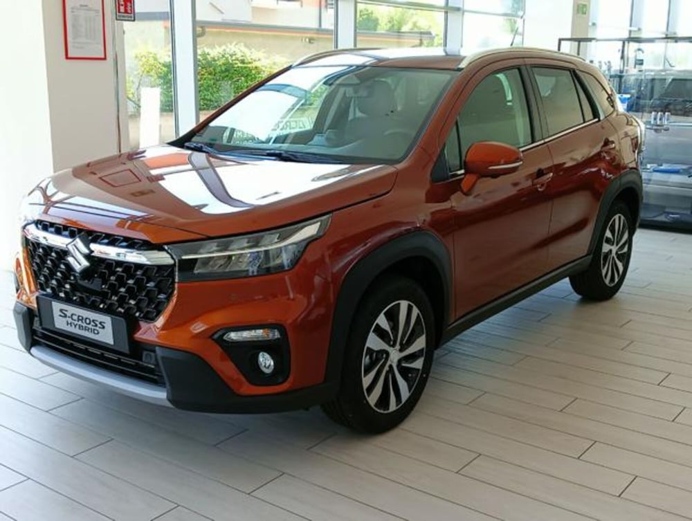 Suzuki S-Cross nuova a Milano (2)
