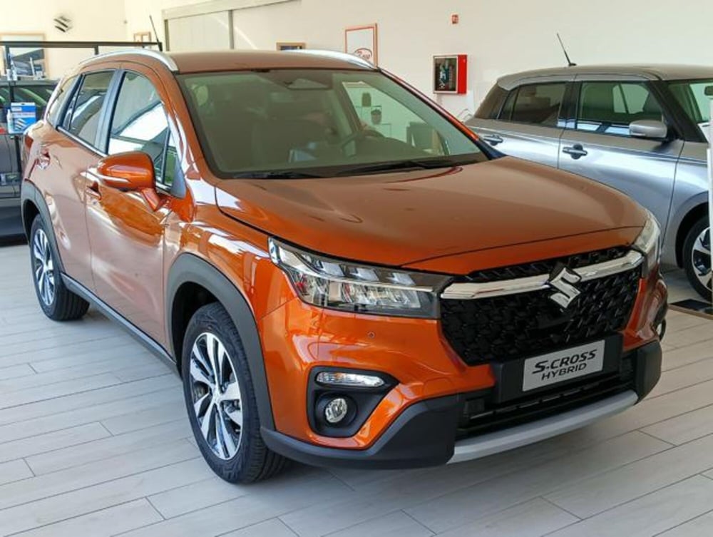 Suzuki S-Cross nuova a Milano (3)