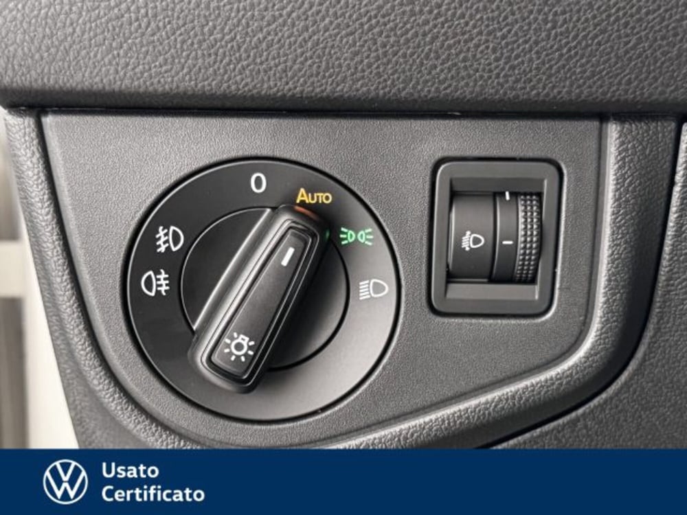 Volkswagen Polo nuova a Vicenza (12)