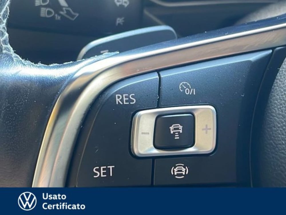 Volkswagen T-Roc usata a Vicenza (13)