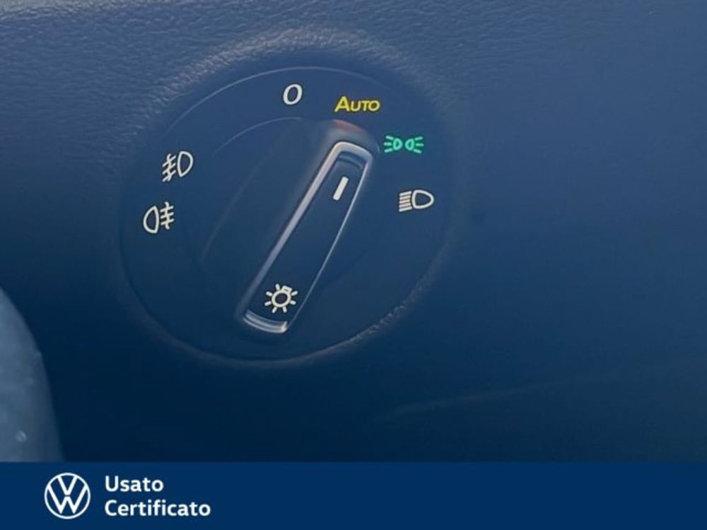 Volkswagen T-Roc usata a Vicenza (14)