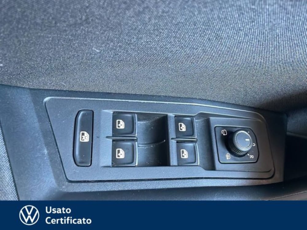 Volkswagen T-Roc usata a Vicenza (15)