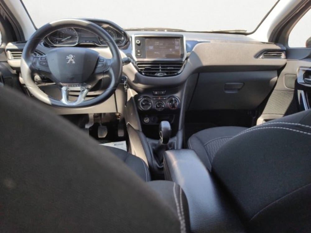 Peugeot 208 usata a Treviso (12)