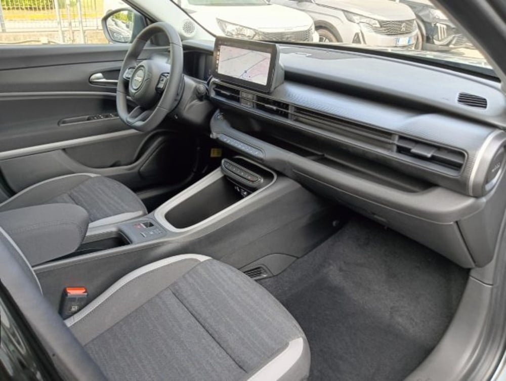 Jeep Avenger nuova a Brescia (16)