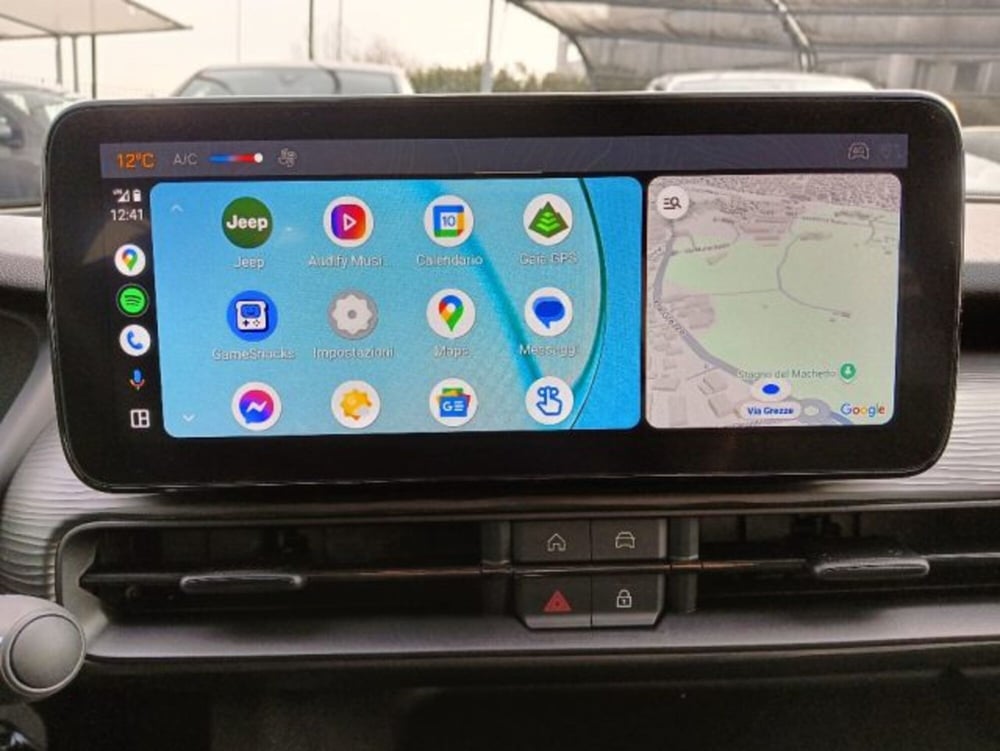Jeep Avenger nuova a Brescia (19)