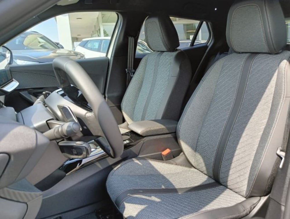 Peugeot 2008 nuova a Brescia (8)