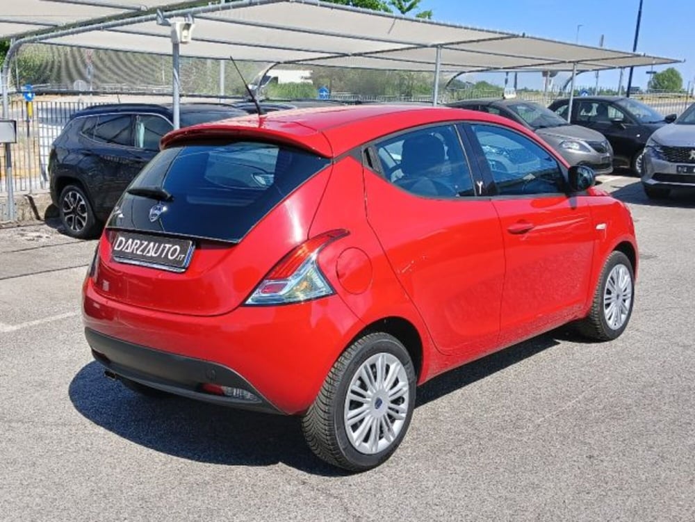 Lancia Ypsilon usata a Brescia (5)