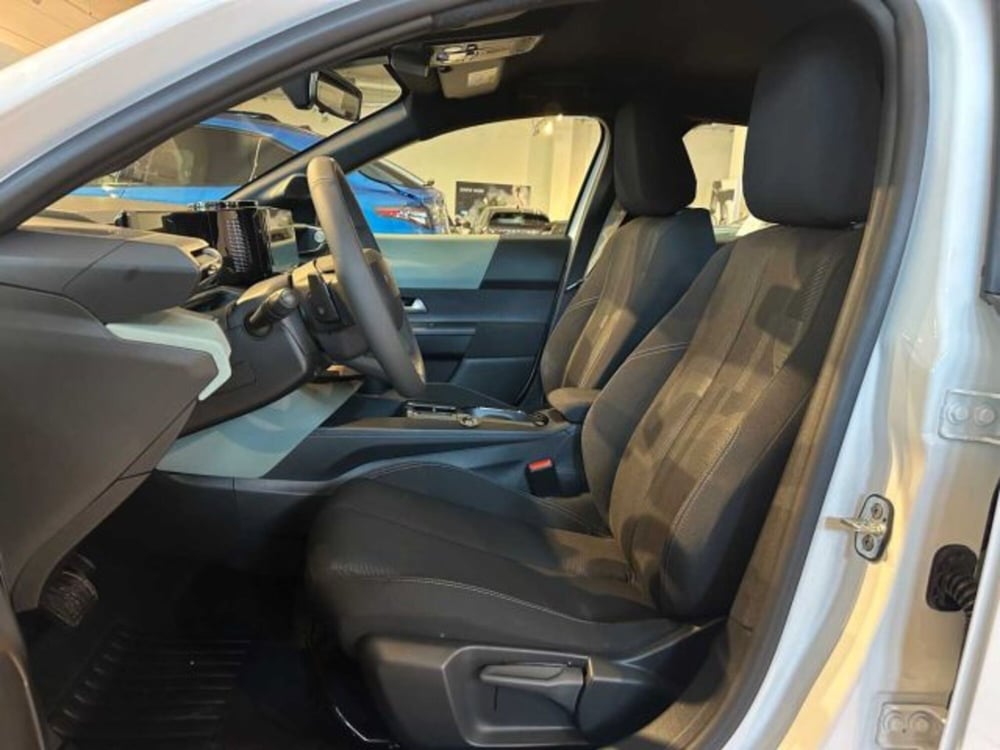 Lancia Ypsilon nuova a Sondrio (9)