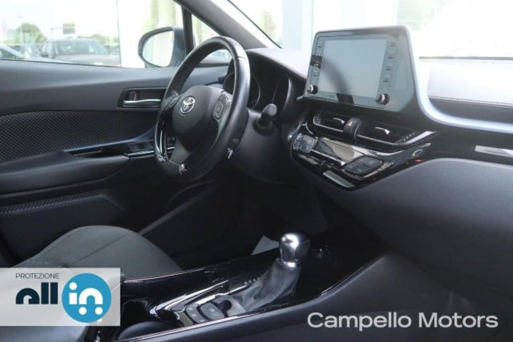 Toyota Toyota C-HR usata a Venezia (14)