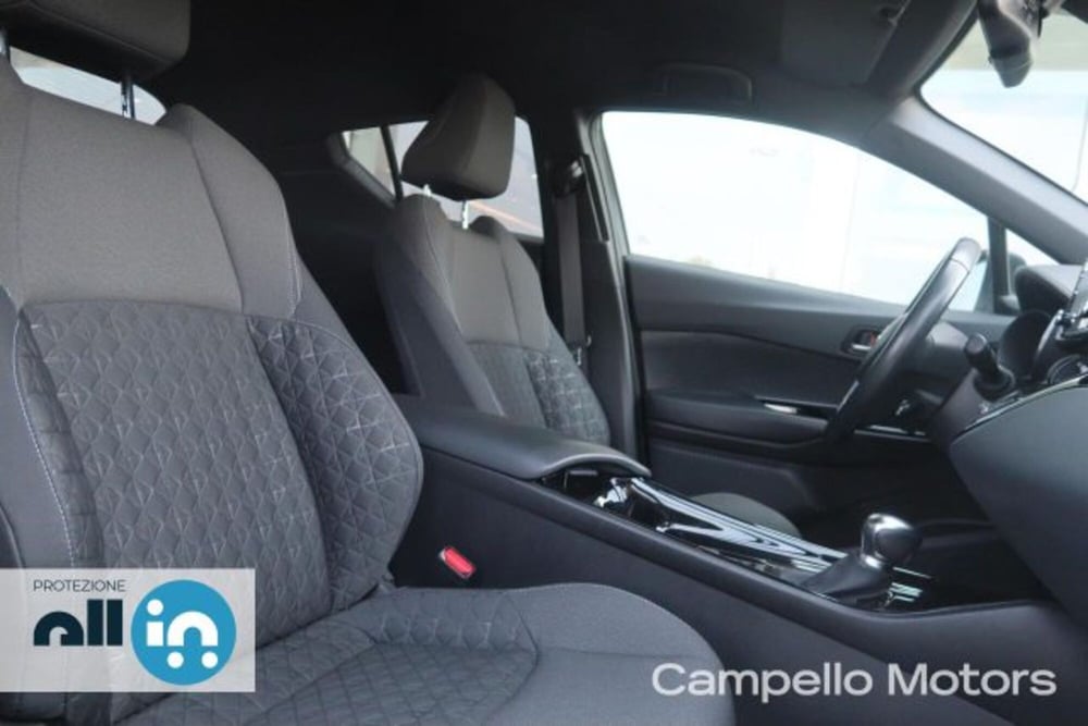 Toyota Toyota C-HR usata a Venezia (15)