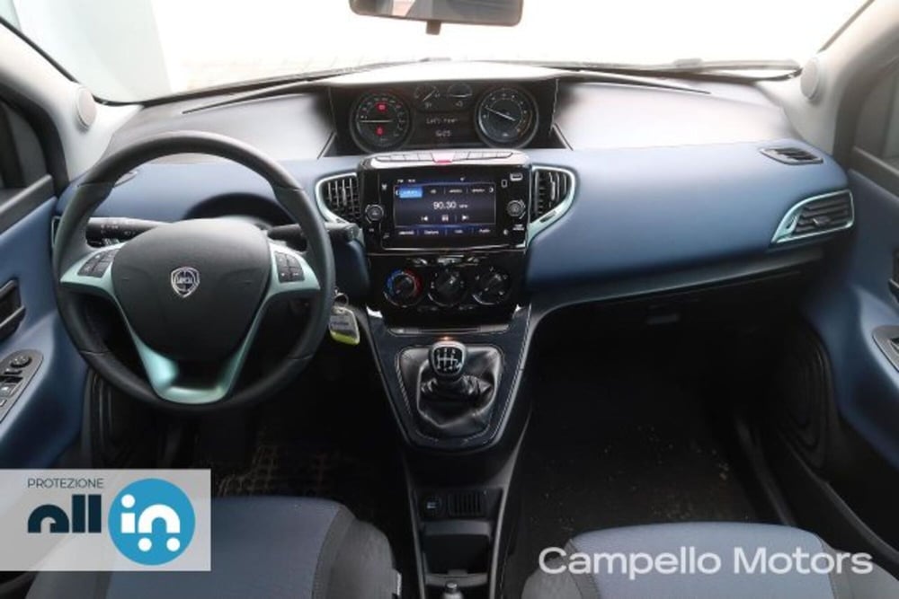 Lancia Ypsilon usata a Venezia (7)