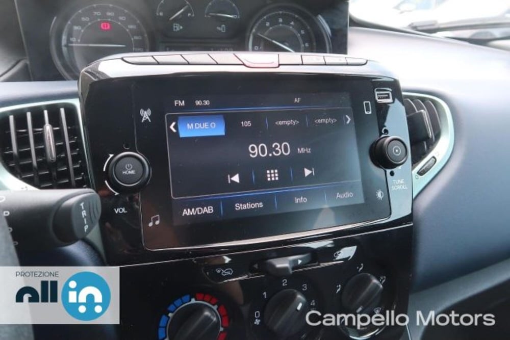 Lancia Ypsilon usata a Venezia (9)