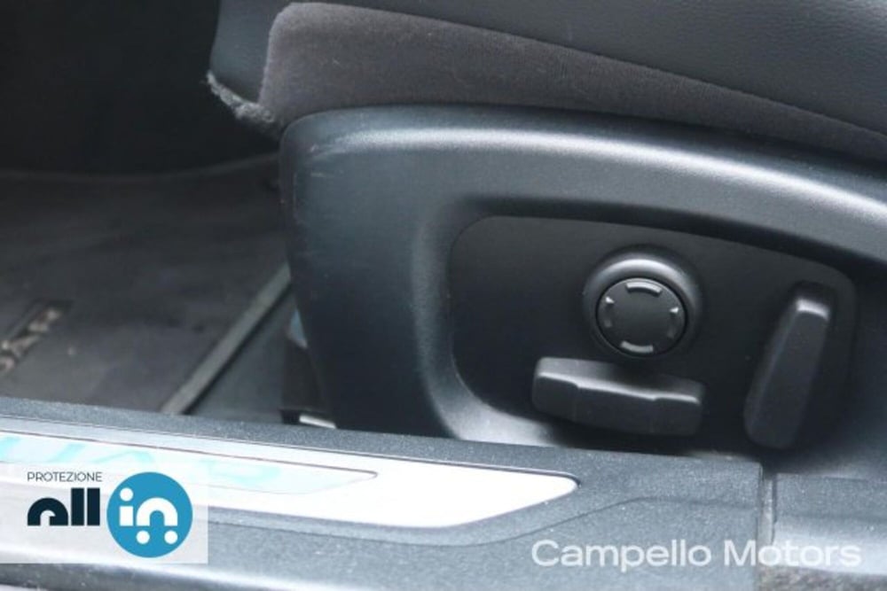Jaguar XF Sportbrake usata a Venezia (16)
