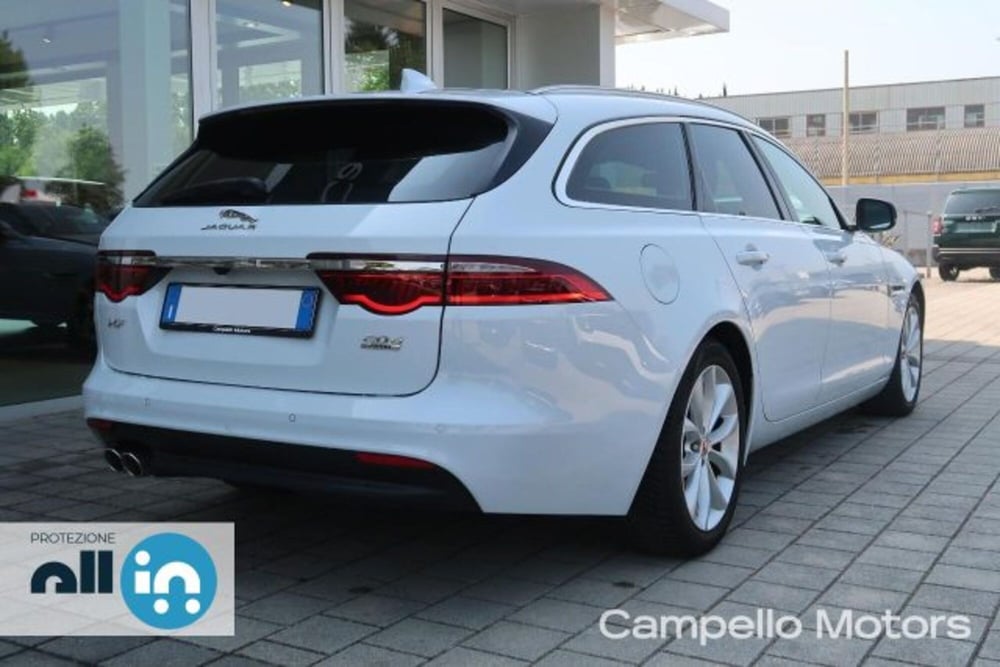 Jaguar XF Sportbrake usata a Venezia (3)