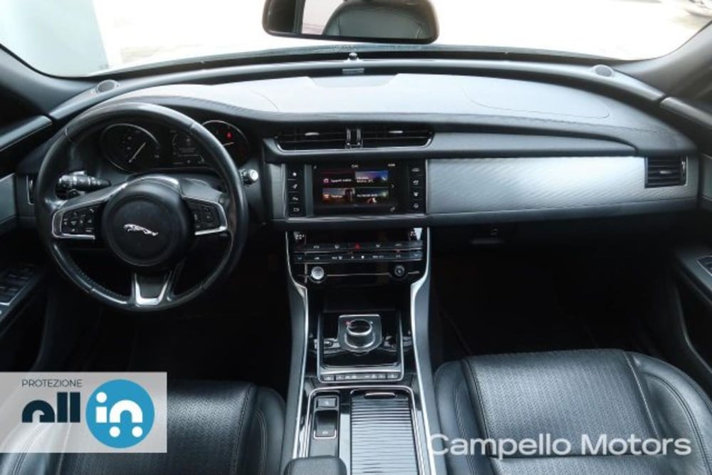Jaguar XF Sportbrake usata a Venezia (7)