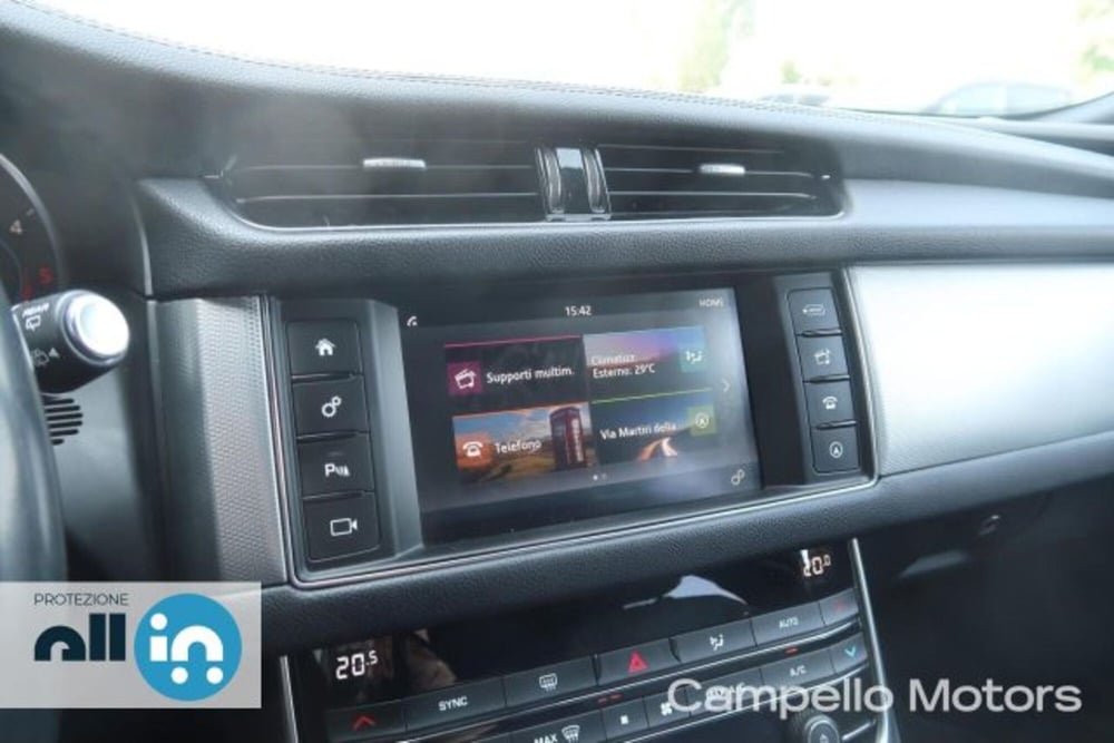 Jaguar XF Sportbrake usata a Venezia (9)