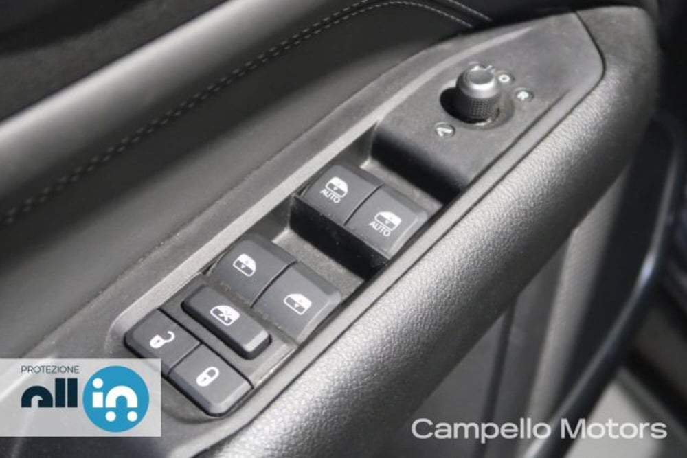 Jeep Compass usata a Venezia (16)