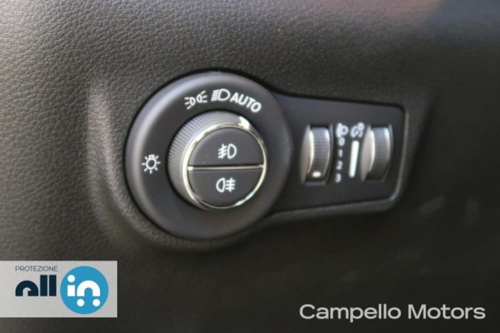 Jeep Compass usata a Venezia (17)