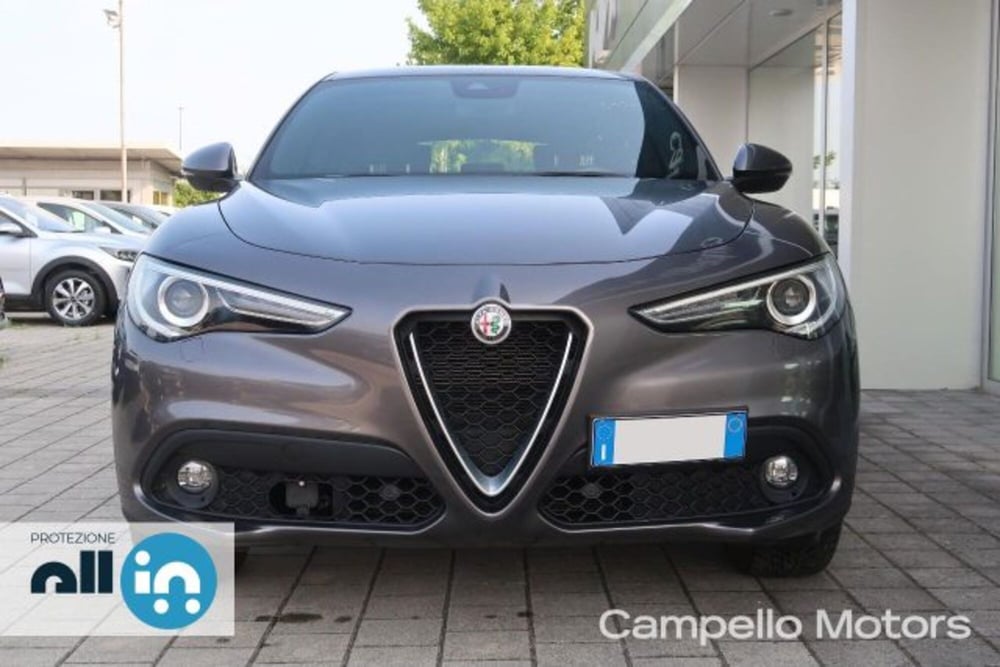 Alfa Romeo Stelvio usata a Venezia (2)