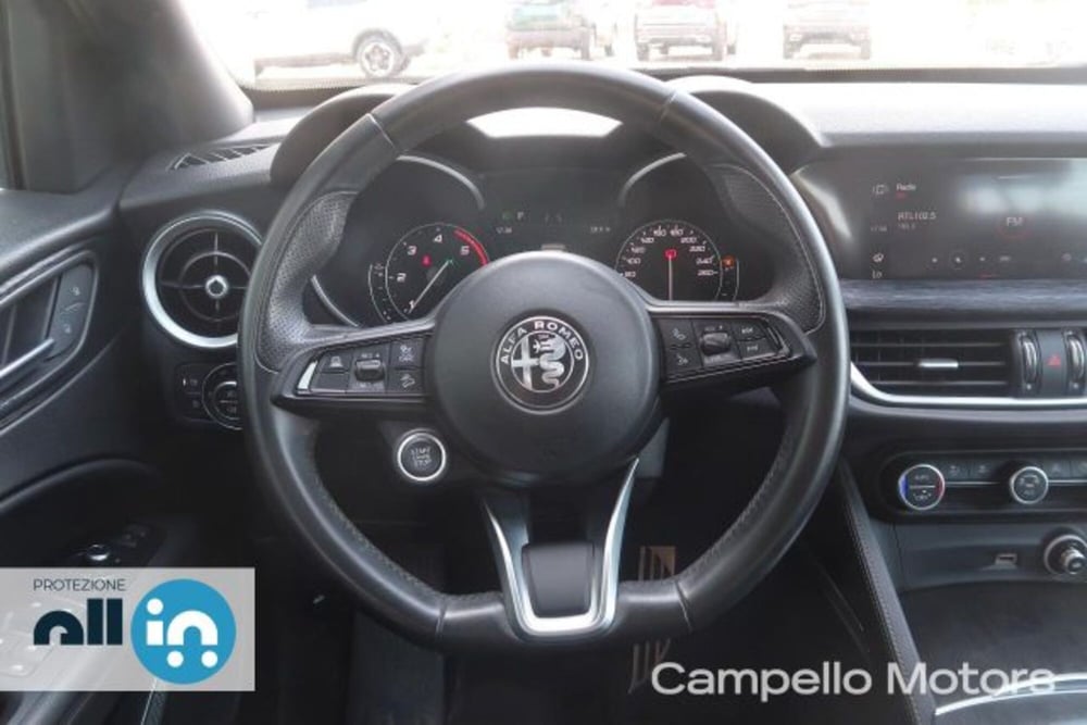 Alfa Romeo Stelvio usata a Venezia (8)