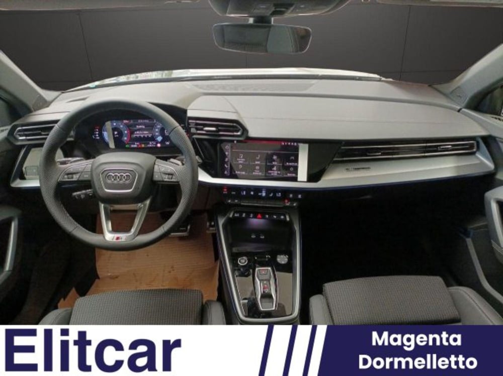 Audi A3 Sportback nuova a Novara (9)