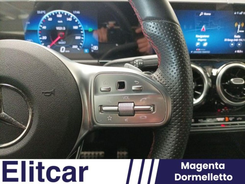 Mercedes-Benz GLA SUV usata a Novara (13)