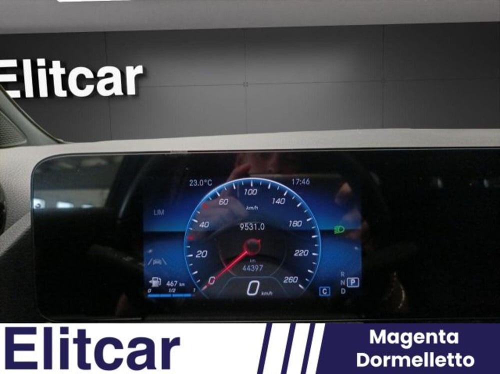 Mercedes-Benz GLA SUV usata a Novara (14)