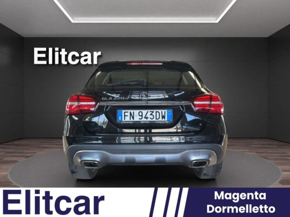 Mercedes-Benz GLA SUV usata a Novara (5)