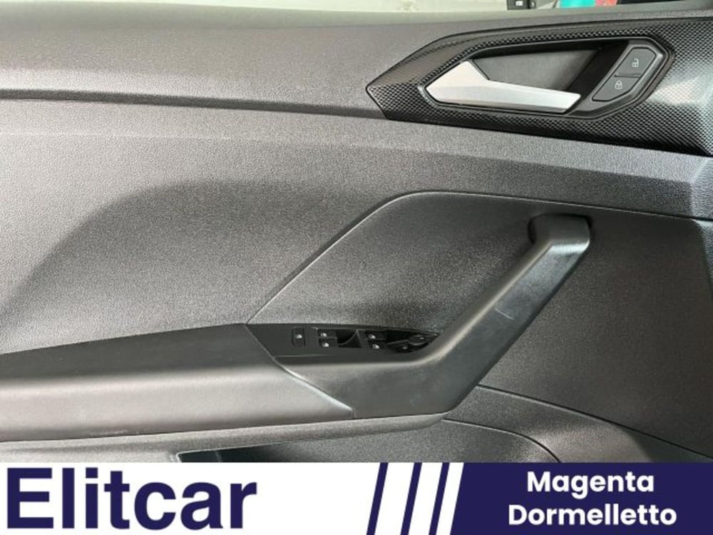 Volkswagen T-Cross usata a Novara (10)