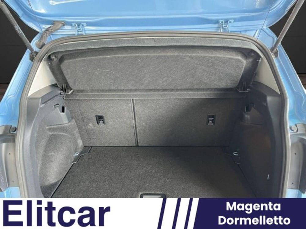 Volkswagen T-Cross usata a Novara (8)