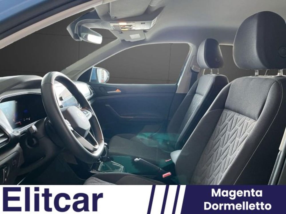 Volkswagen T-Cross usata a Novara (9)