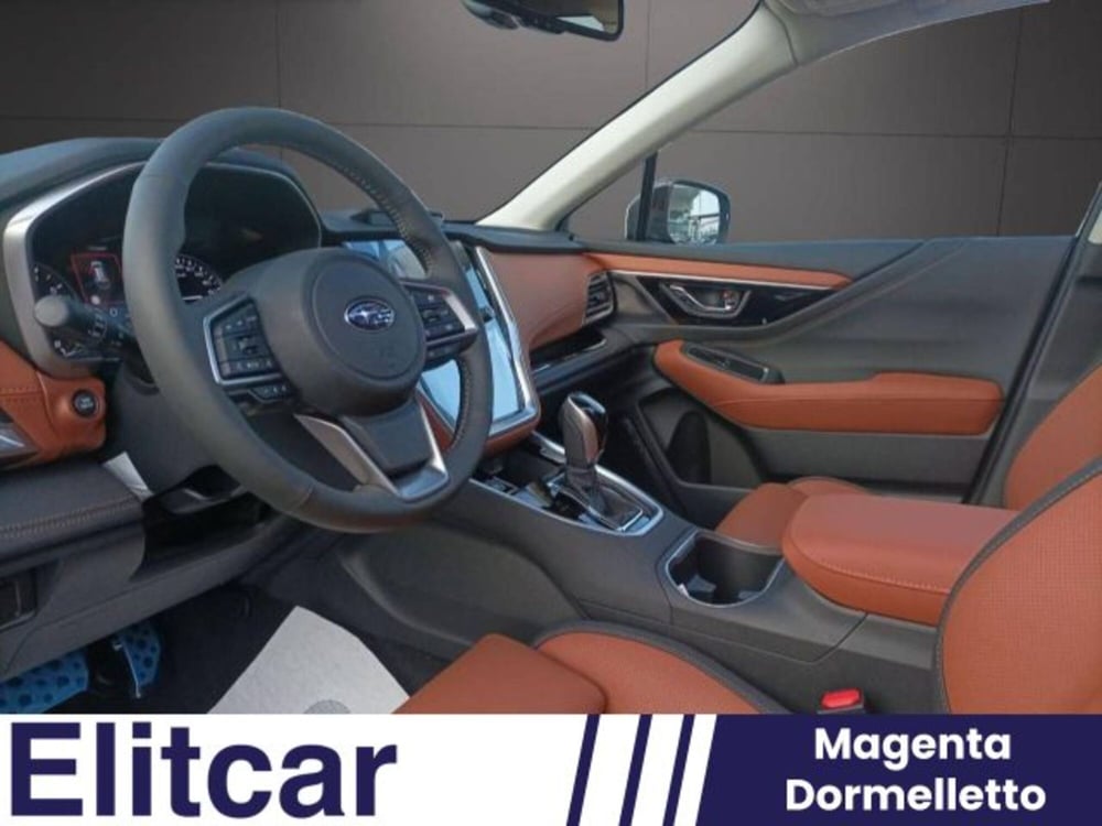 Subaru Outback nuova a Novara (10)