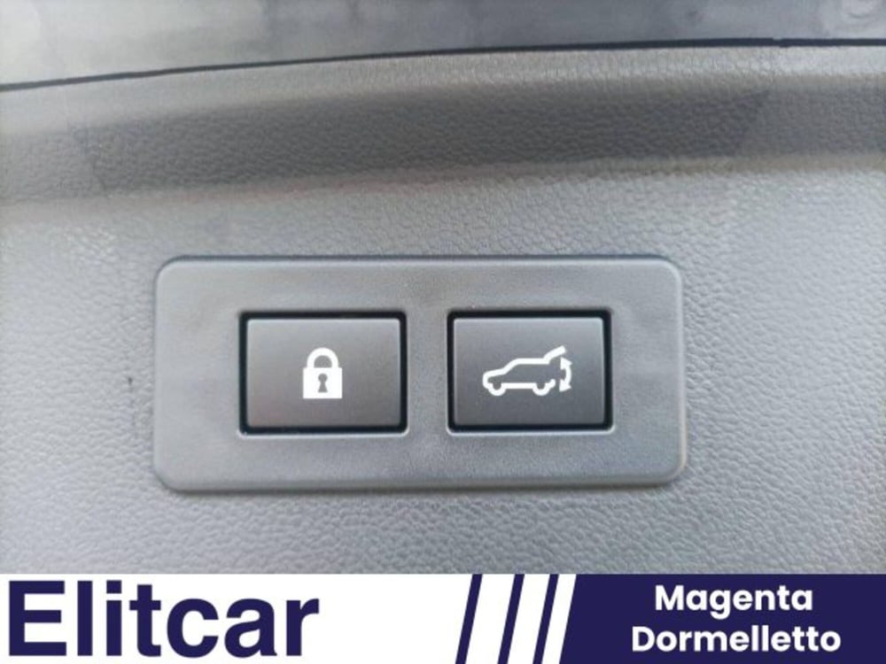 Subaru Outback nuova a Novara (18)