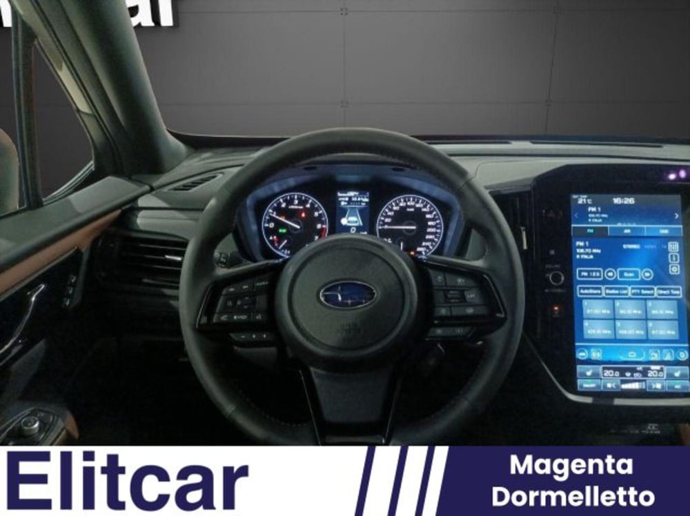 Subaru Forester nuova a Novara (11)