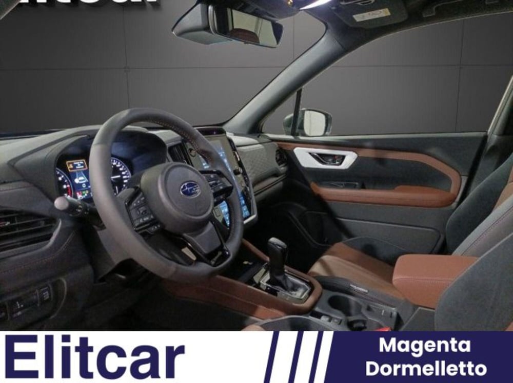 Subaru Forester nuova a Novara (9)