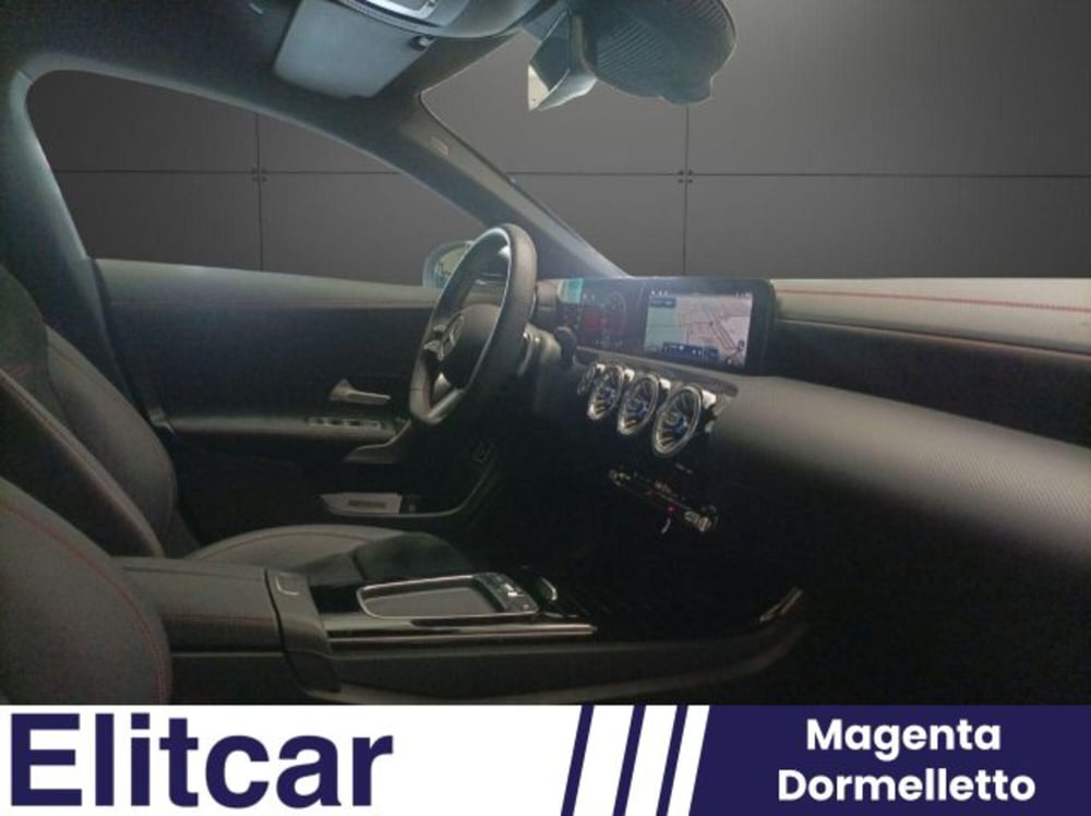 Mercedes-Benz CLA Shooting Brake usata a Novara (9)