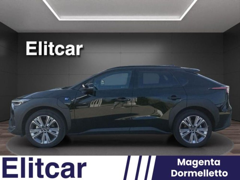 Subaru Solterra nuova a Novara (2)