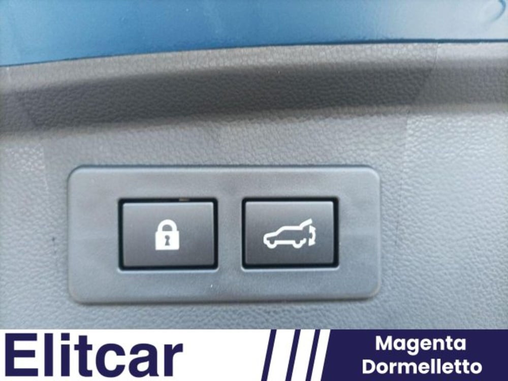 Subaru Outback nuova a Novara (18)