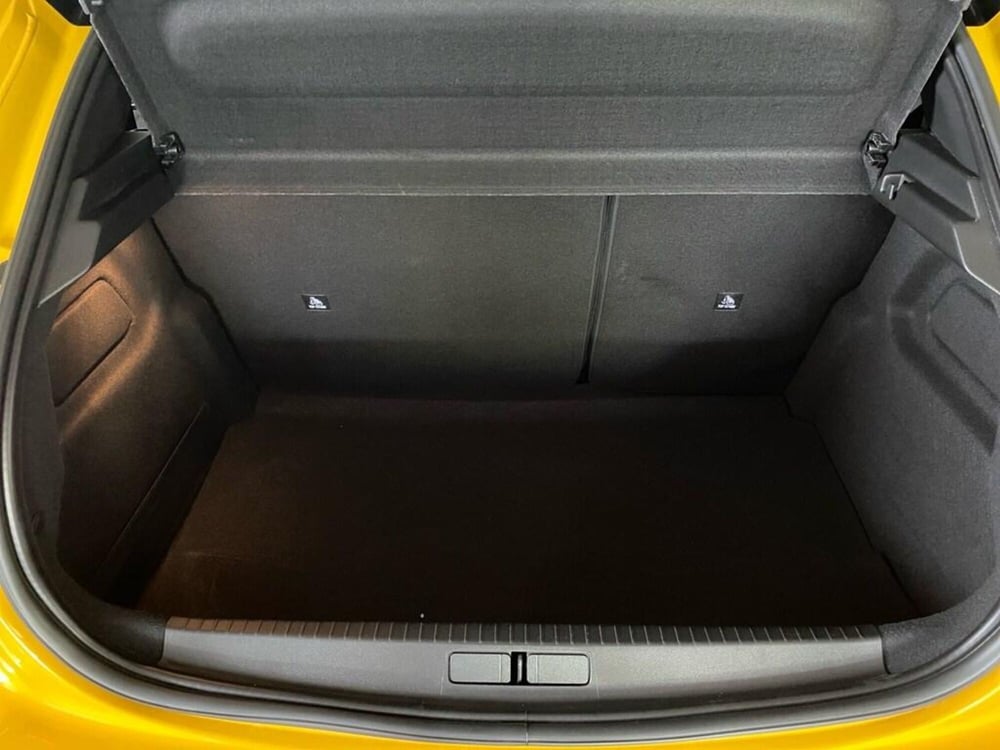 Peugeot 208 usata a Torino (9)