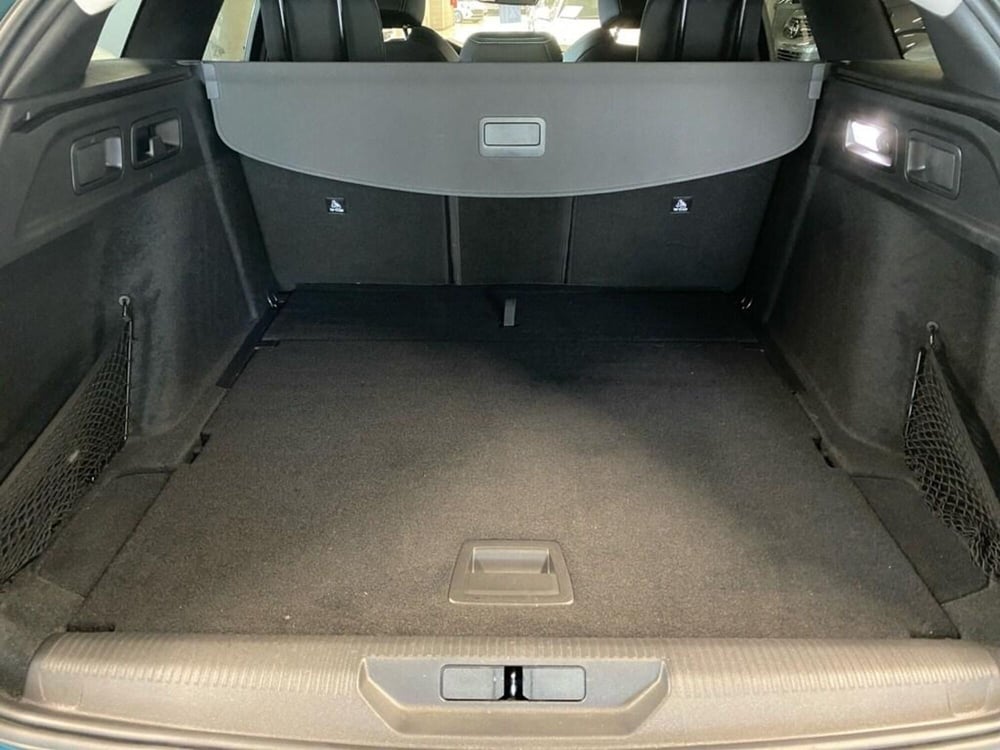 Peugeot 308 SW usata a Torino (9)