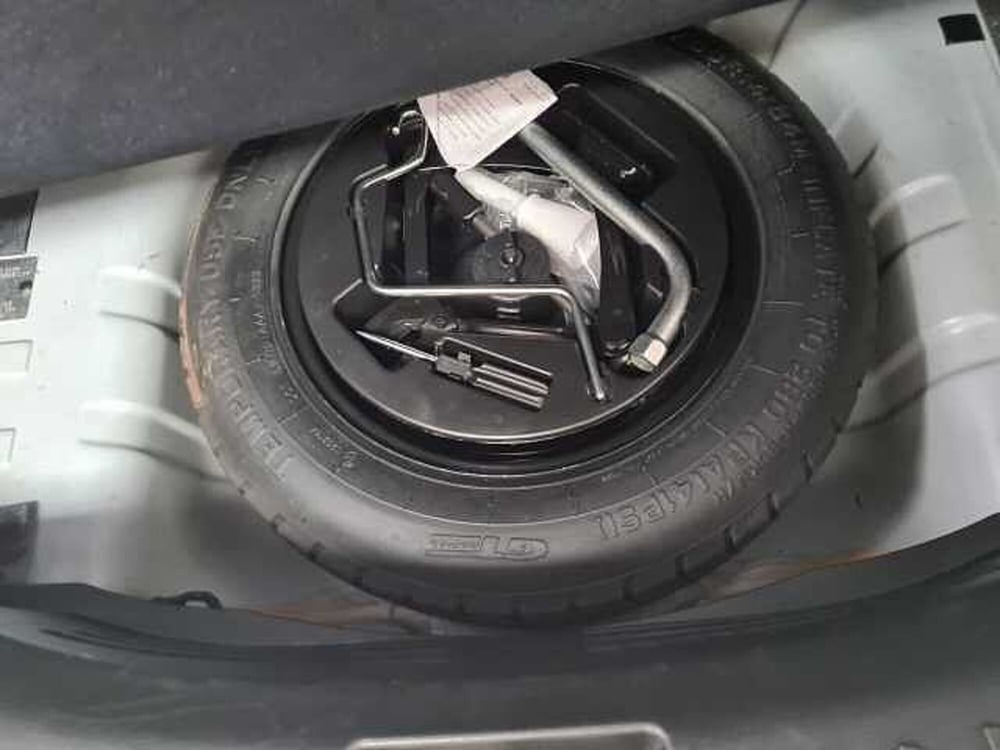 Lancia Ypsilon usata a Brescia (10)