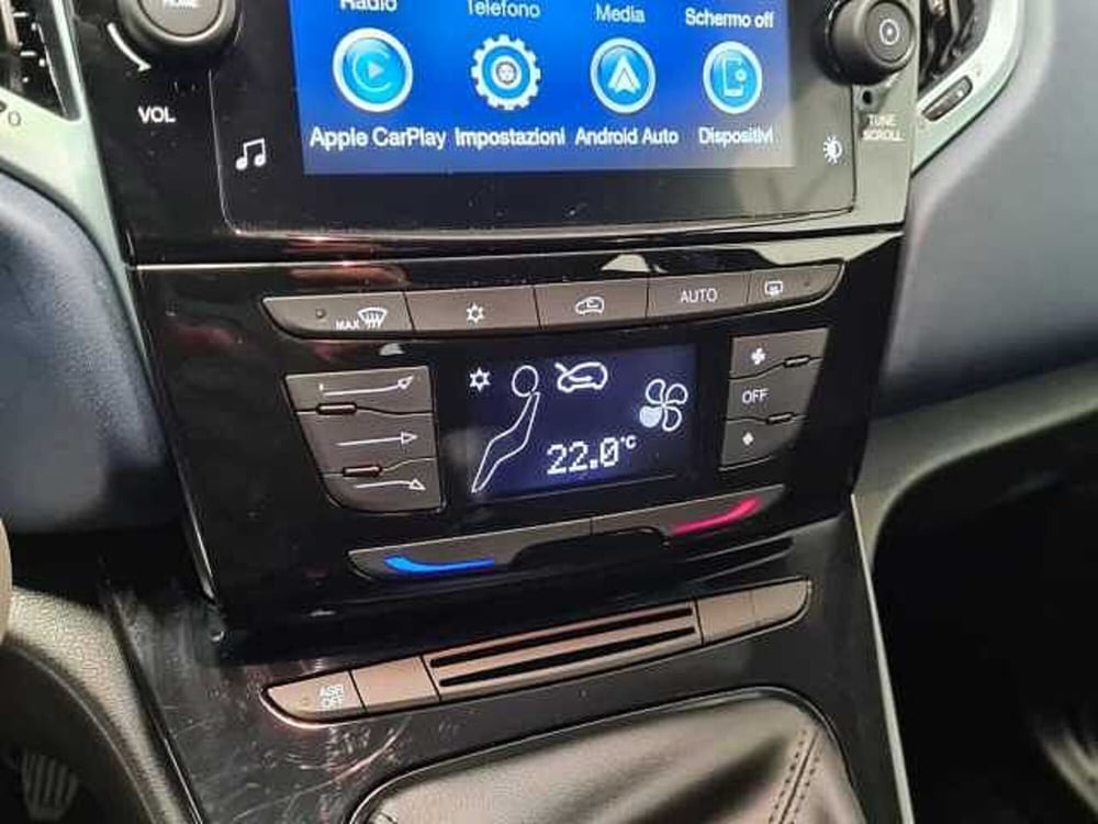 Lancia Ypsilon usata a Brescia (17)